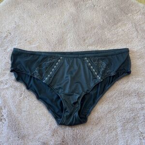 listing-status-banner